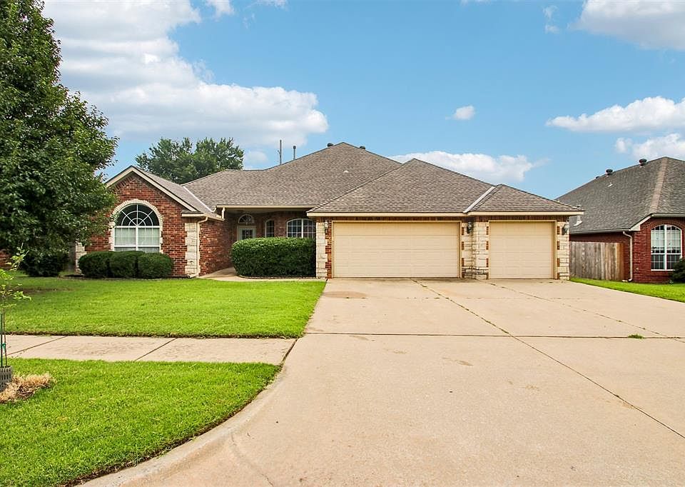 1st image of 300 Ridge Lake Blvd