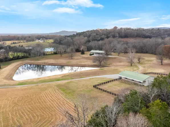 3100 Floyd Rd, College Grove, TN 37060