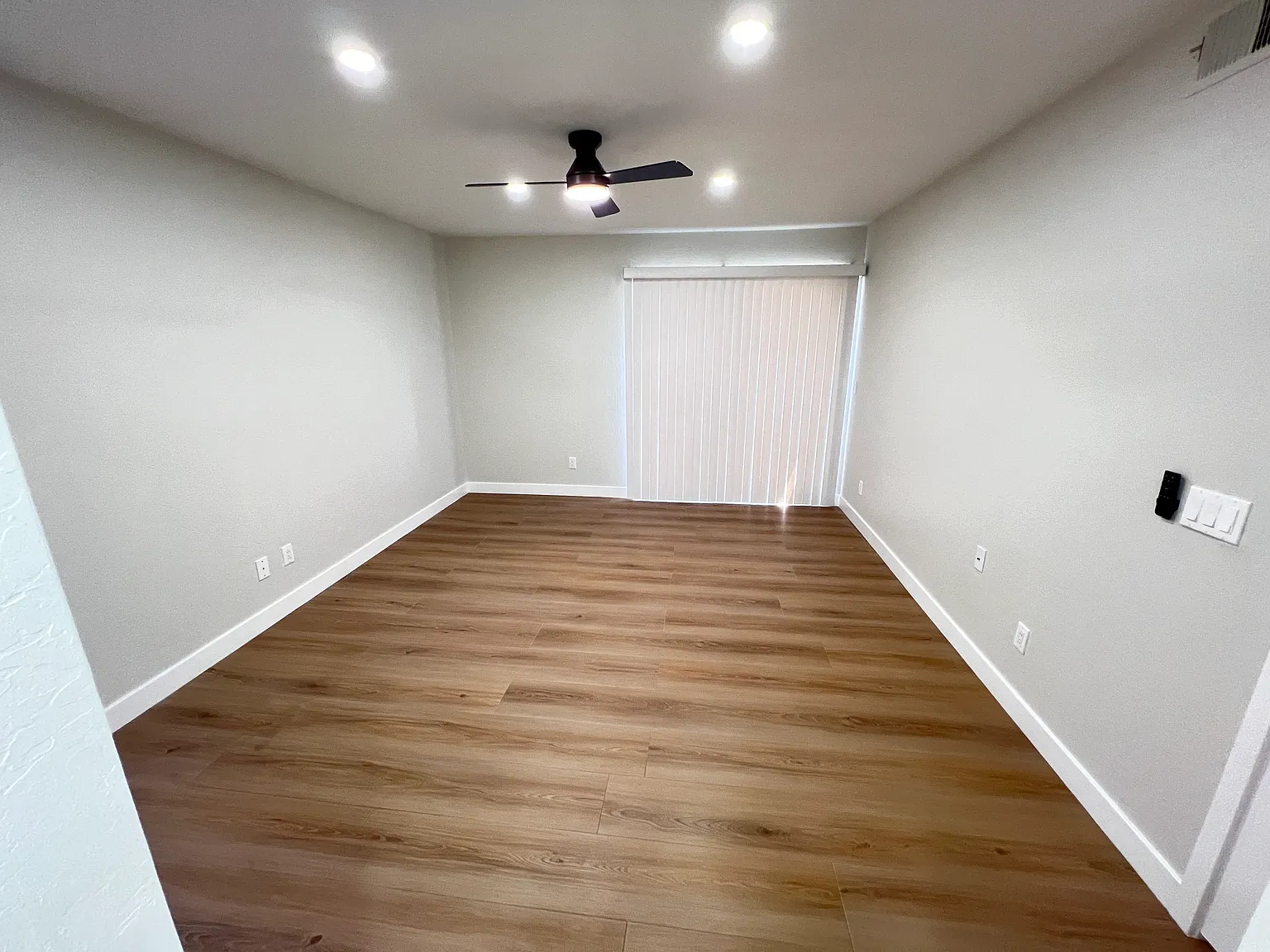 2 bed, 1109 sqft, $1,995 — Photo 2