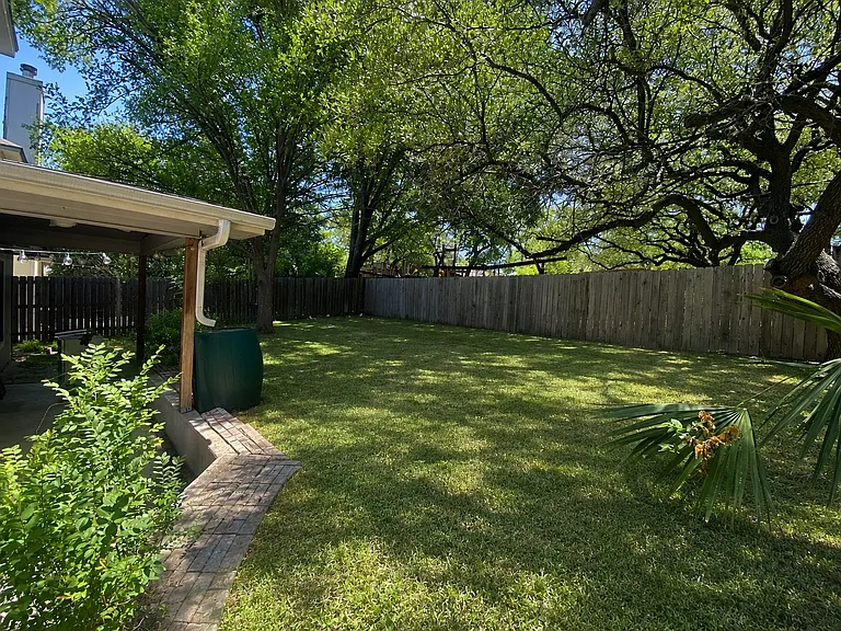 11915 Sky West Dr — Photo 20