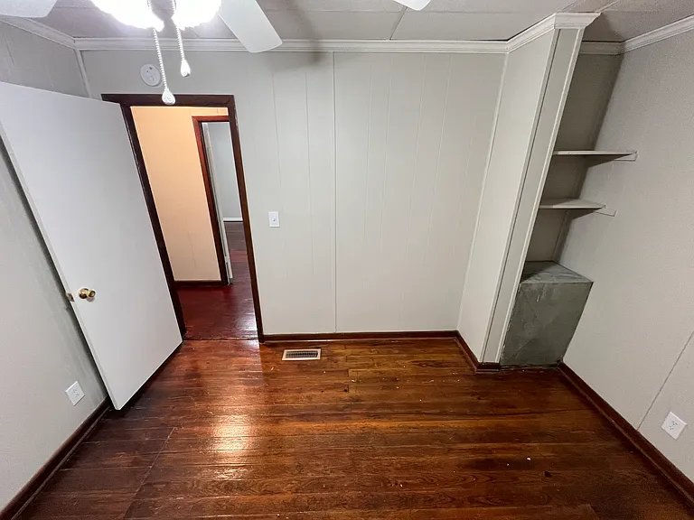 721 N Maple St #B — Photo 9