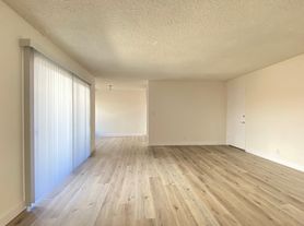 310 S Clark Dr