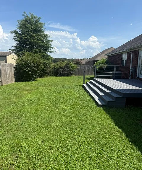 2213 Caleb Dr — Photo 2
