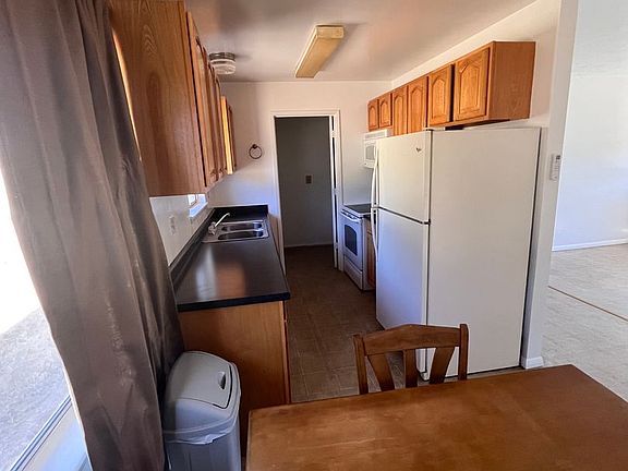 2nd image of 10337 Stockton St