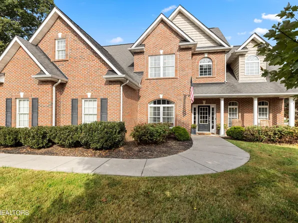 190 Yosemite Dr, Lenoir City, TN 37771