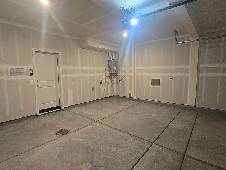 5854 Altitude St — Photo 30