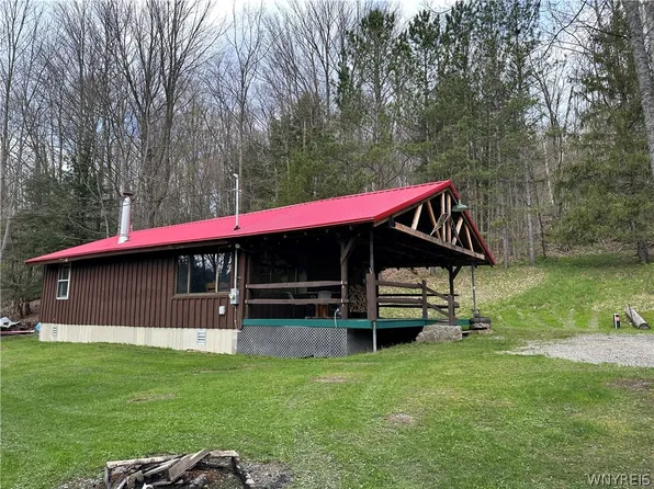 4098 Barker Run Rd, Great Valley, NY 14741