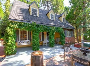 222 Holiday Dr, Lake Arrowhead, CA 92352