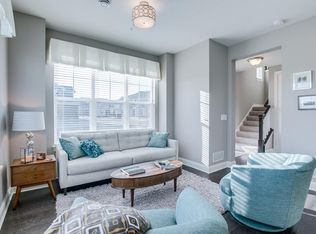 8400 Goldenrod Ln N, Maple Grove, MN 55369