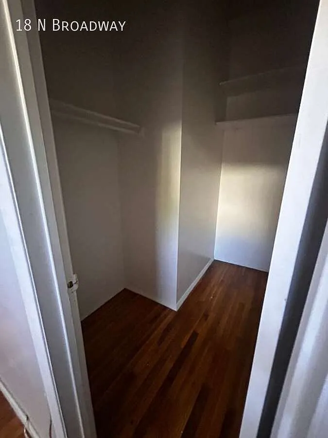 3 bed, $3,200 — Photo 1