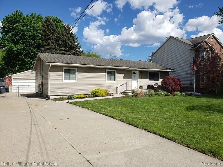 3136 Kilmer Dr — Photo 1