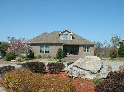 1st image of 6680 Waterford Pl