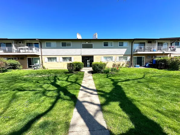 870 E Old Willow Rd APT 263, Prospect Heights, IL 60070