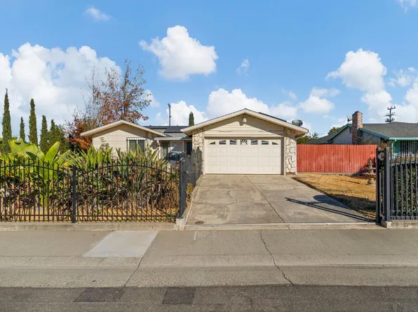 8251 Southfields Cir, Sacramento, CA 95828