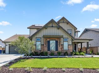 1765 N Renn Ave, Clovis, CA 93619