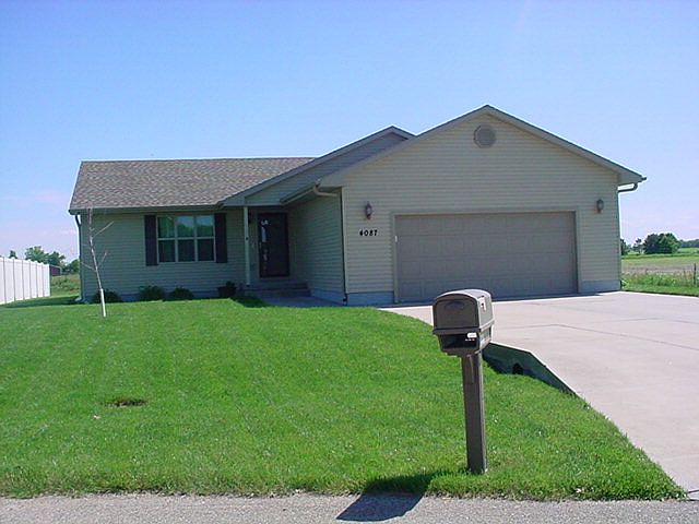 1st image of 4087 Lillie Dr