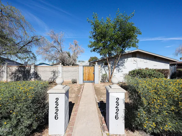 2226 W Heatherbrae Dr, Phoenix, AZ
