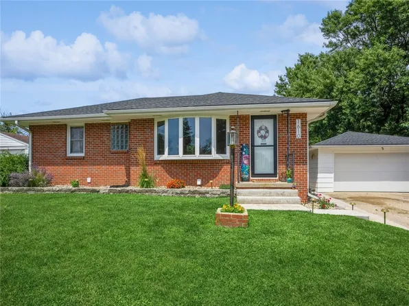 1610 W 4th Ave, Indianola, IA 50125