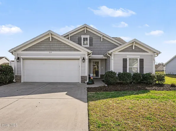 717 Tartans Glen Street NW, Calabash, NC 28467
