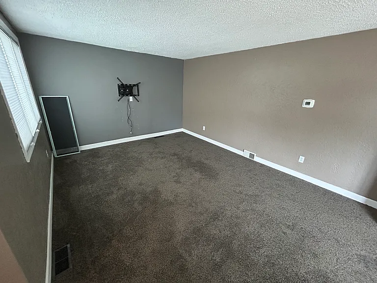 59 Laverack Ave #1 — Photo 11