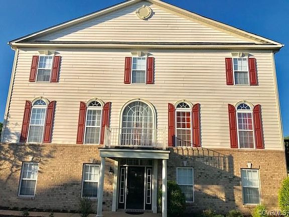 4th image of 2910 Murano Way #2910