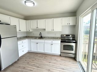 40 Carter St #E, East Hartford, CT 06118