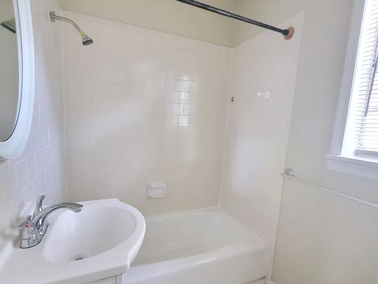 15 Audusson Ave — Photo 16