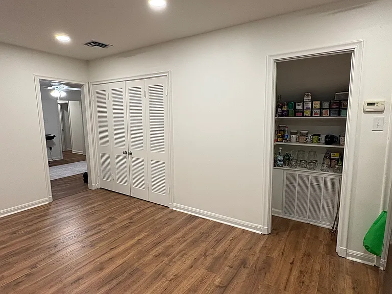 3025 Jefferson Ave — Photo 5