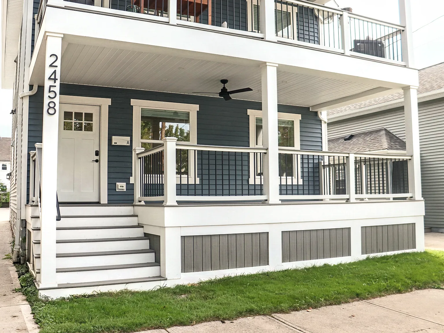 2 bed, 900 sqft, $2,295 — Photo 1
