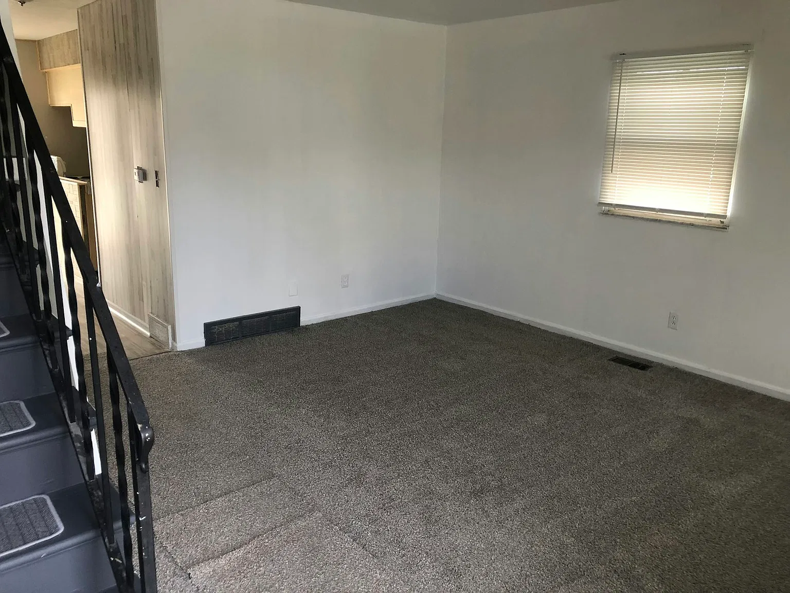 1621 Kings Mill Court, Unit 1627 — Photo 1