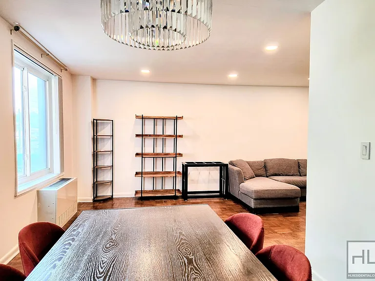 850 Howard Ave #1B — Photo 5