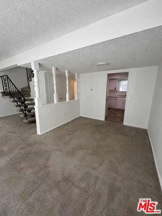 3 bed, 3.0 bath, 1363 sqft, $3,450 — Photo 4