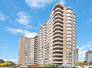 7420 Bathurst St #1614, Vaughan, ON L4J6X4