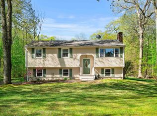 53 Island Pond Rd, Derry, NH 03038