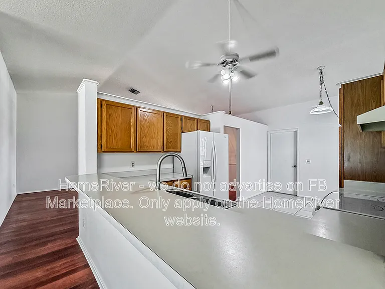 726 Birgham Pl — Photo 3