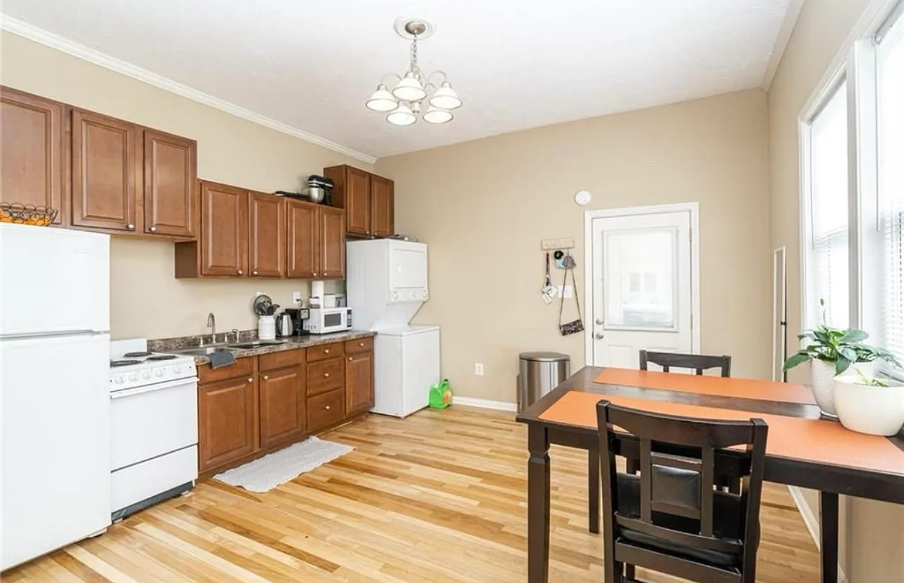 Studio, 500 sqft, $950 — Photo 1