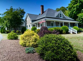 305 E Prince Rd, Landrum, SC 29356