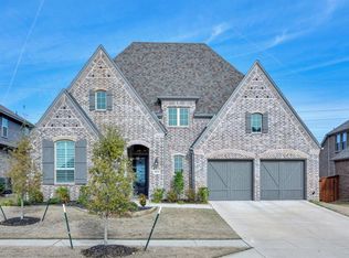 1105 Highpoint Way, Roanoke, TX 76262