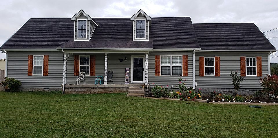 1st image of 711 Fall Creek Dr