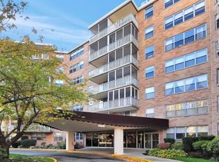 530 Valley Rd #C001M, Montclair, NJ 07042