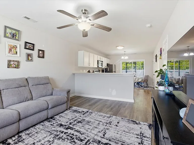8006 Banister Loop — Photo 7