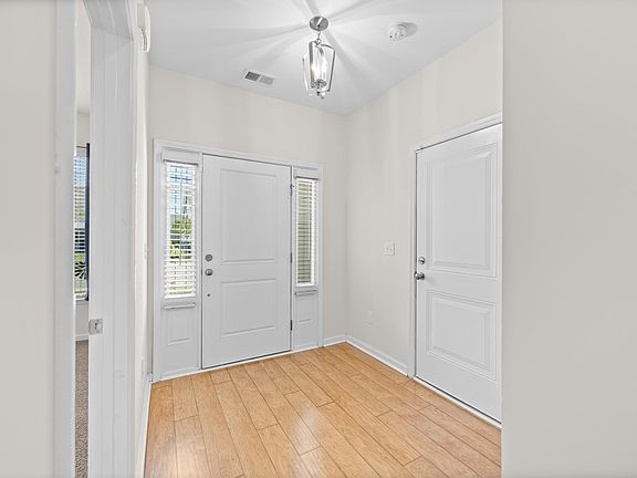 2nd image of 962 Witherbee Way