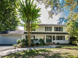 1806 Briar Ridge Ct, Mc Lean, VA 22101