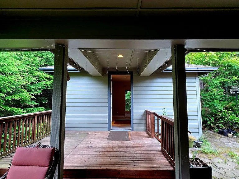 81 Mount Constance Way — Photo 31