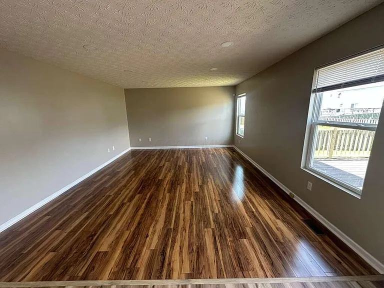 2397 Angelfire Dr — Photo 11