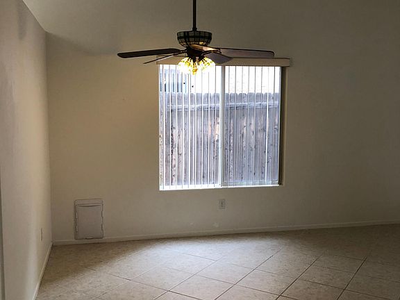 Dining Room/Living Room