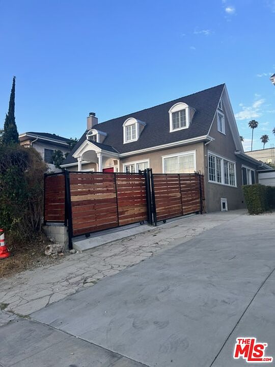 1st image of 508 S Wilton Pl