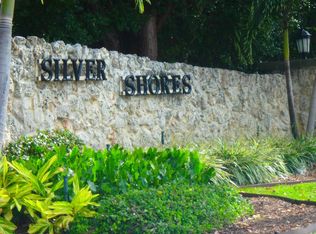 707 N Emerald Dr, Key Largo, FL 33037