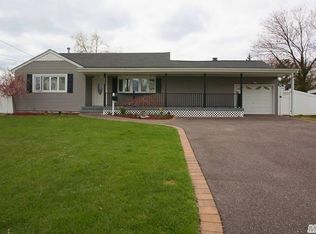 240 E 4th St, Deer Park, NY