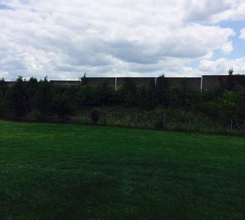 2nd image of 6835 Raven Ct